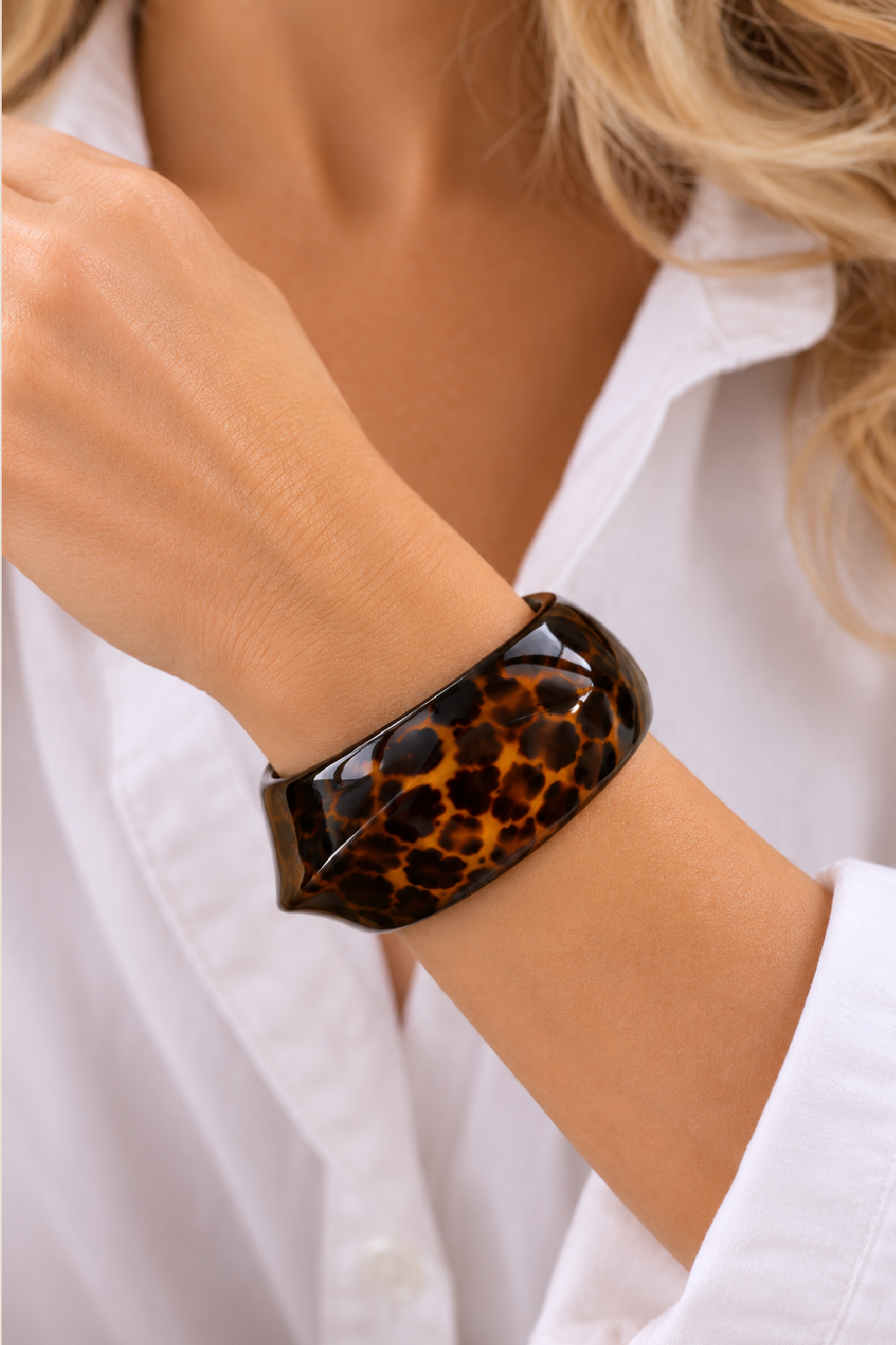 Sculpted Animal Print Bracelet