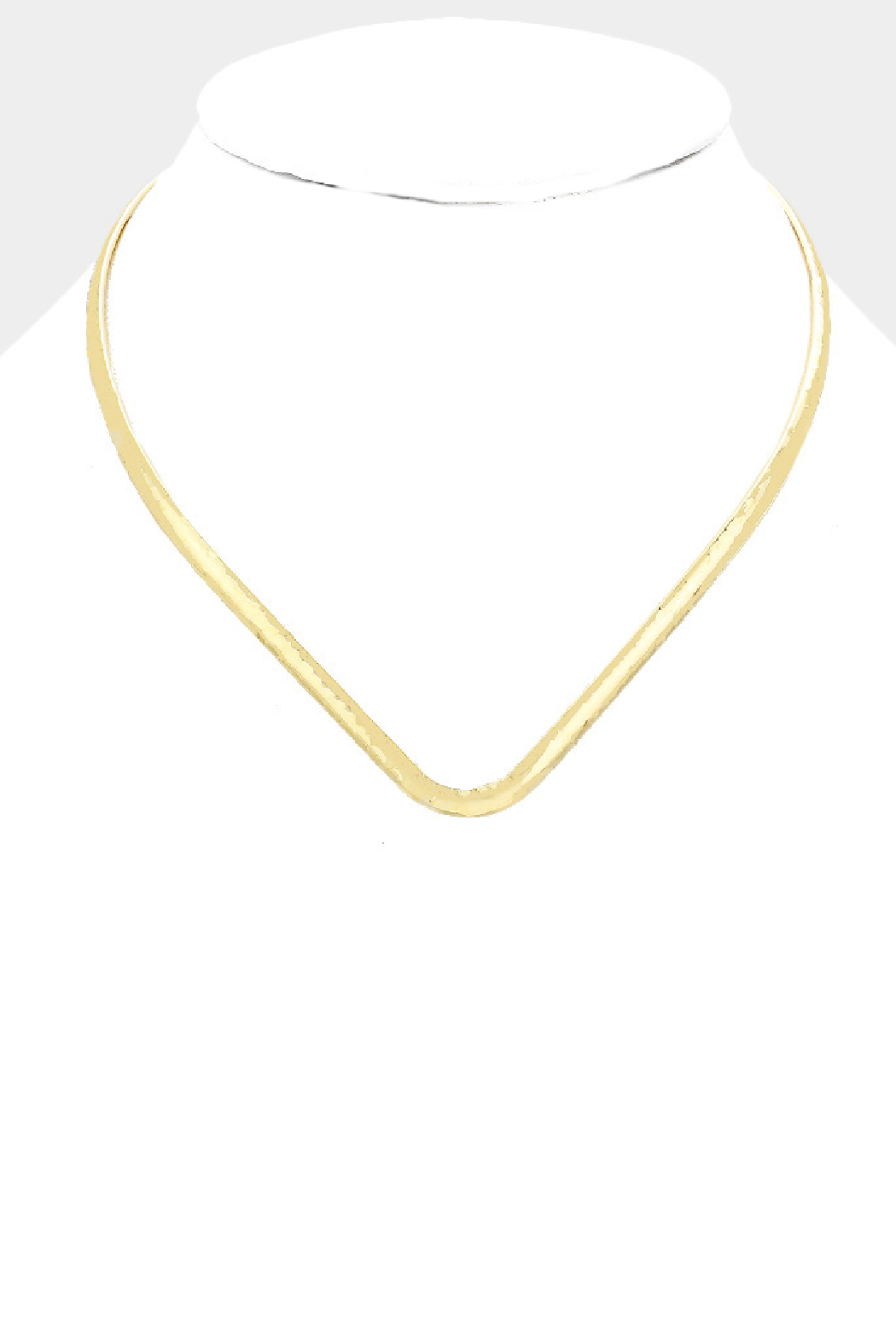 Open V Choker