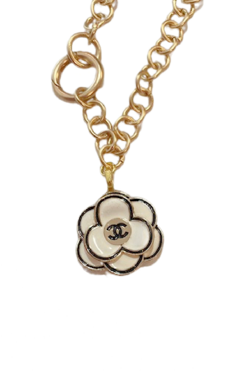 Chanel Gardenia Button Necklace
