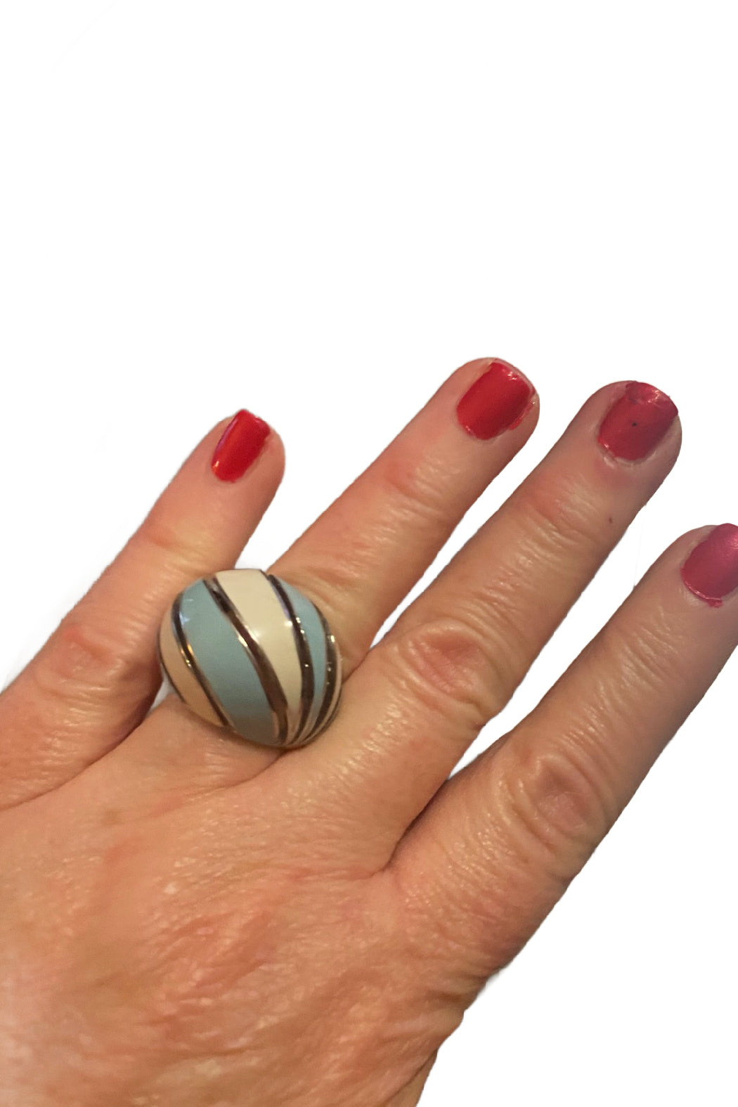 Cut-out Swirl Ring