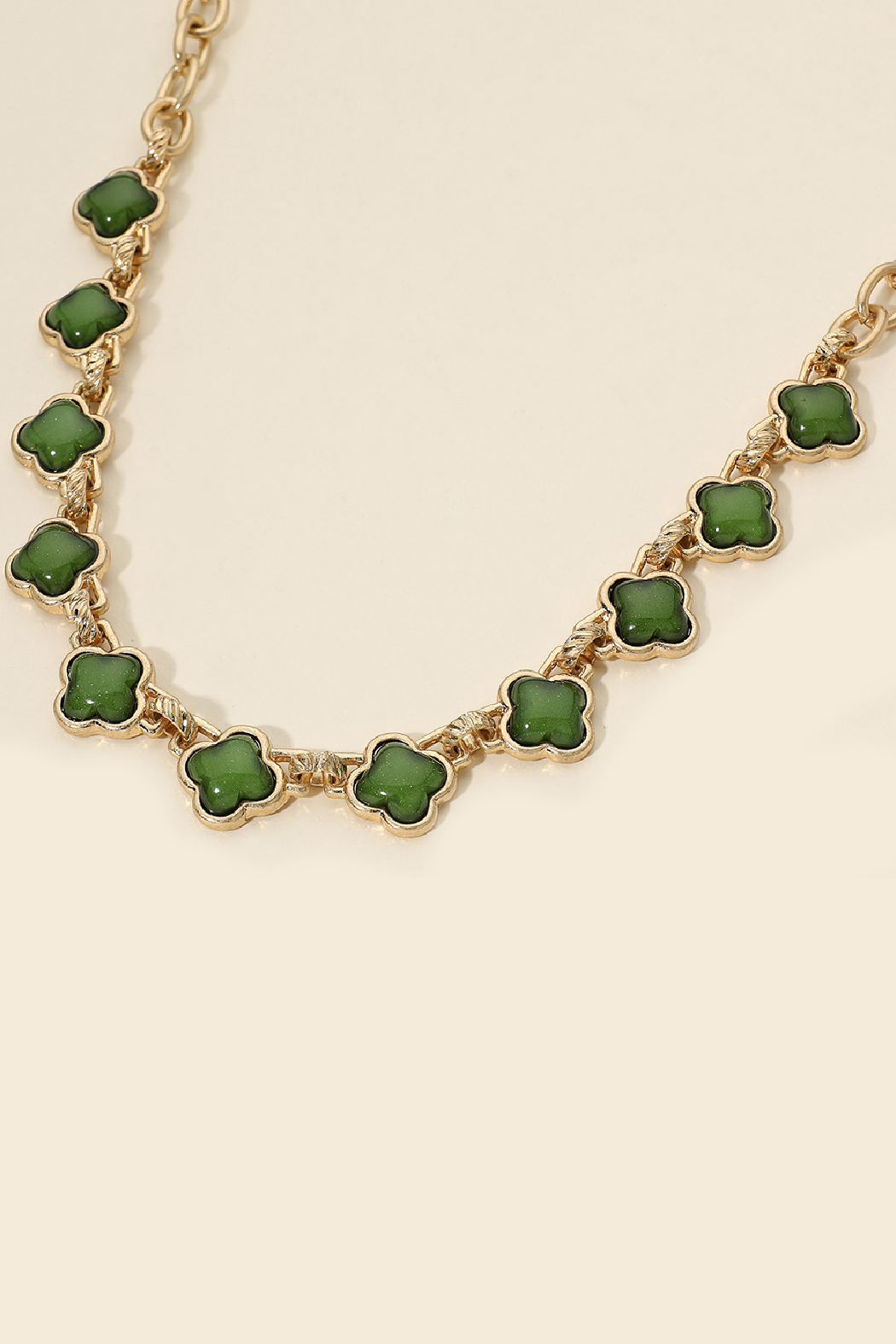 Resin Clover Necklace