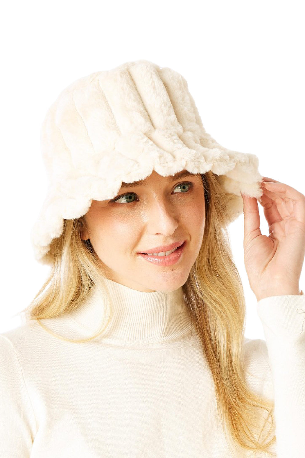 Ribbed Faux Fur Bucket Hat